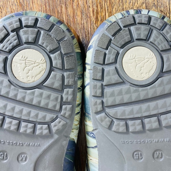 Crocs Realtree Swiftwater Flip Flop Men’s Size 15 Camo - Picture 9 of 12